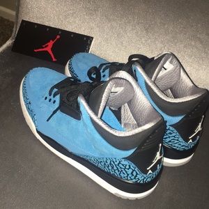 Air Jordan Retro 3 **Limited**
